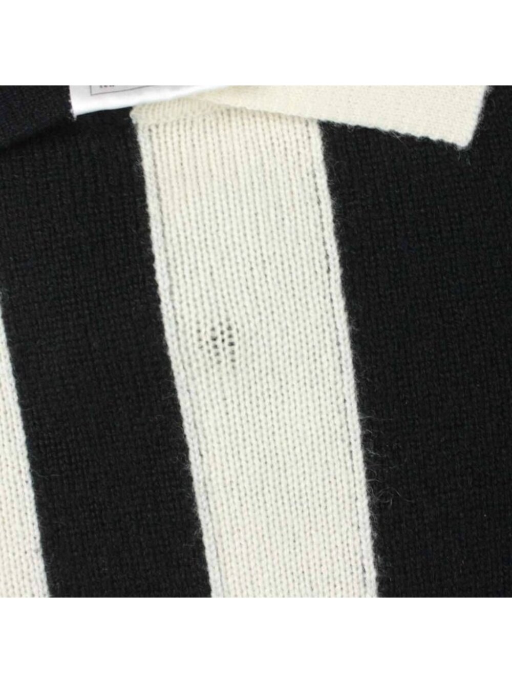 Chanel Polo Shirt Knit Cashmere Ivory Black MW - Picture 6 of 7